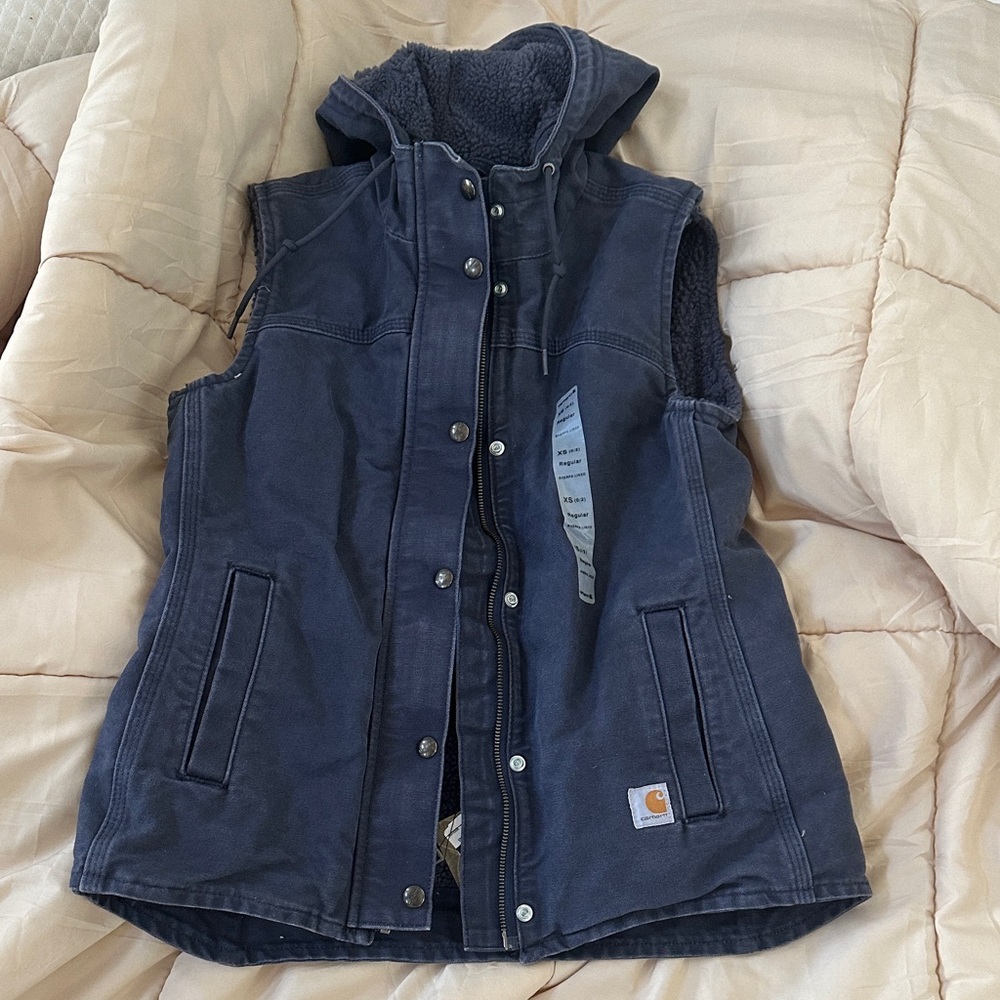 NWT Carhartt Navy Hooded Sherpa Lined Vest